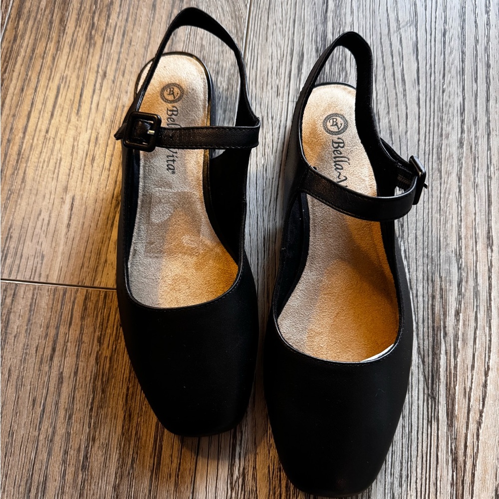 Bella Vita Black Mary Jane Flats Comfort Shoes Adjustable Strap Women’s Long - Picture 3 of 6